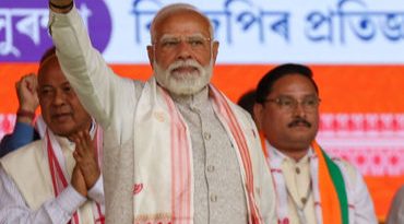 કોંગ્રેસ આતંકવાદીઓને ખભે બેસાડી દેશના ભાગલા પાડવા માંગે છે: આસામમાં PM મોદીનું સંબોધન