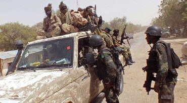 નાઈજીરિયામાં લોહીની નદીઓ વહી! અંધાધૂંધ ગોળીબારમાં 30ના મોત, અનેકના ગળા કાપ્યા, ઘરોમાં આગચંપી