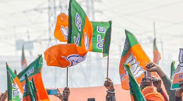 નવસારી બાદ સુરત ભાજપમાં ભડકો, આદિવાસી મોરચાના મંત્રીનું રાજીનામું, મૂક્યા ગંભીર આરોપ