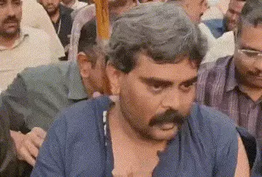 કુખ્યાત ચિરાગ ગોટીનું પોલીસે સરઘસ કાઢ્યું! કુખ્યાત સામે વધુ 2 FIR, ‘ગુંડા’થી પરેશાન લોકો રોડ પર ઉતર્યા