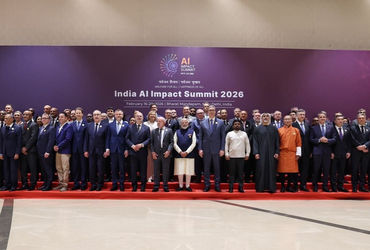 PM મોદીની હાજરીમાં બે ટેક દિગ્ગજો વચ્ચેનો અણબનાવ ઉઘાડો પડ્યો, એકબીજાનો હાથ પણ ન પકડ્યો