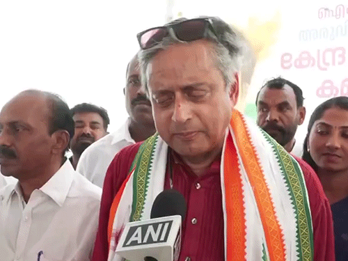 થરૂરે કહ્યું- ભાજપ કેરળમાં ‘ઝીરો સીટ’વાળી પાર્ટી:UDF ગઠબંધન મામલે તેમણે કહ્યું- અમે કોઈની B-ટીમ નથી, અમે કેરળની A-ટીમ છીએ