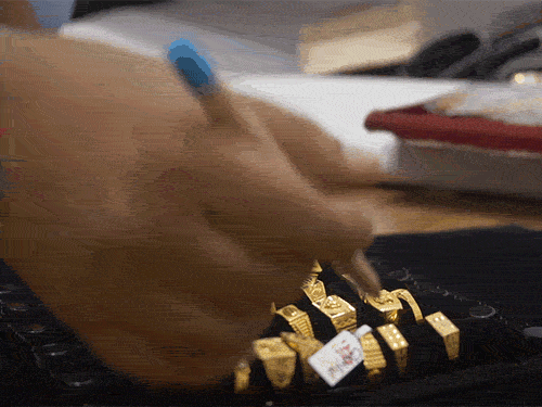 સોનું ₹3 હજાર વધીને ₹1.46 લાખ પર પહોંચ્યું:ચાંદી ₹6 હજાર વધીને ₹2.28 લાખ થઈ, જુઓ તમારા શહેરમાં સોનાના ભાવ