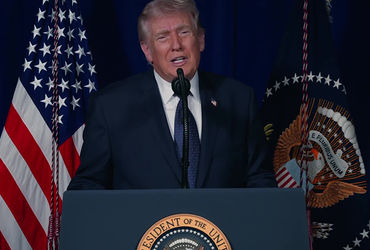 હું અને નવા આયતુલ્લા સાથે મળીને હોર્મુઝ ચલાવીશું’, ટ્રમ્પનો યુટર્ન કે નવી ચાલ? જાણો શું છે અસલી ખેલ