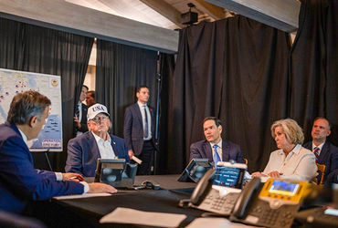 અમેરિકન એરક્રાફ્ટ લિંકન ઢીલું પડતાં ટ્રમ્પે ઉતાર્યું ખતરનાક હથિયાર, ઈરાનનું વધશે ટેન્શન