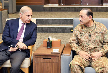 પાકિસ્તાનને ઈરાનની ‘ગિફટ’, હોર્મુઝમાંથી 20 જહાજને નીકળવાની મંજૂરી, દરરોજ 2 જહાજ થશે પસાર