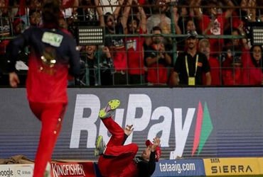 IPL 2026ની પહેલી મેચમાં જ વિવાદ, સૉલ્ટે પકડેલા કેચ પર દિગ્ગજોએ ઊઠાવ્યા સવાલ