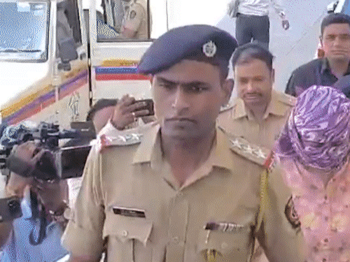 મહિલા કર્મચારી પર ધર્મ અને નામ બદલવાનું દબાણ:મલેશિયા મોકલવાની યોજના હતી; નાસિક TCS કેસમાં મુખ્ય આરોપી હજુ પણ ફરાર