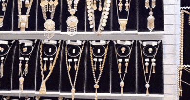 ચાંદી આજે ₹1,214 વધીને ₹2.51 લાખ પર પહોંચી:સોનું ₹347 વધીને ₹1.52 લાખ પ્રતિ 10 ગ્રામ થયું, આ વર્ષે ₹19 હજાર વધી ચૂક્યું છે