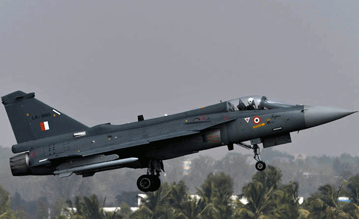 યુદ્ધના કારણે તેજસ ફાઈટર જેટના એન્જિનનો પુરવઠો અટક્યો:અમેરિકી કંપનીને ડિલિવરી આપવાની હતી, હવે વર્ષના અંતમાં આવશે