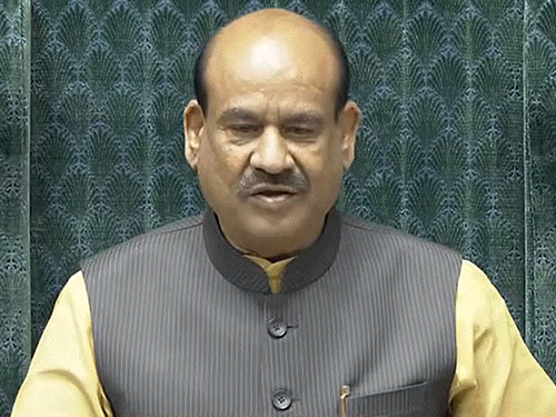 લોકસભામાં આજે CAPF બિલ રજૂ થશે, રાજ્યસભામાં પાસ:ડેપ્યુટેશનના નિયમો નક્કી થશે; દાવો- એપ્રિલના ત્રીજા અઠવાડિયે ફરી સત્ર બોલાવી શકાય છે