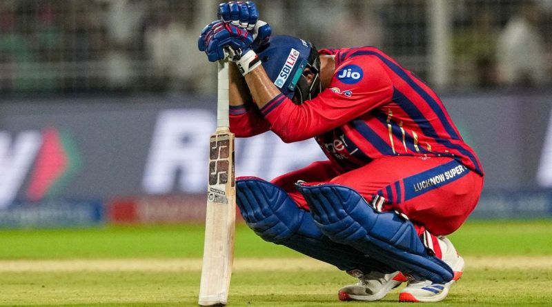 ડેથ ઓવરના નવા કિંગની ધોની સાથે થાય છે તુલના, મુકુલ ચૌધરીનો જુઓ પરિવાર