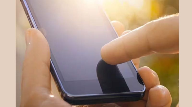 ઉનાળામાં વારંવાર ગરમ થઈ જાય છે ફોન? આ સરળ ટ્રિકથી તરત જ મળશે ફાયદો