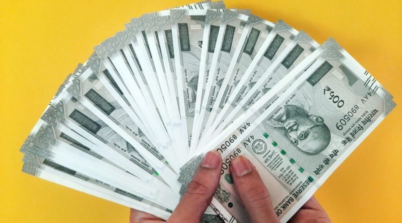 રિટાયરમેન્ટ બાદ દર મહિને 50,000 રૂપિયાના પેન્શન માટે થઈ ગયો જુગાડ, જાણી લો સ્માર્ટ રીત