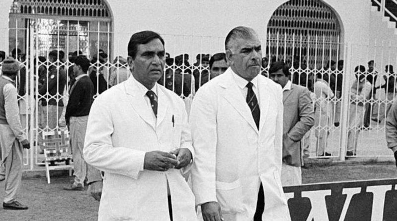 Breaking News: પાકિસ્તાનના મેદાનોમાં “સફેદ કોટમાં લૂંટ”, 80ના દાયકાના વિવાદાસ્પદ અમ્પાયરોની કહાની