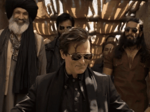 રહેમાન ડકૈતનો રોલ 3 સ્ટાર્સે રિજેક્ટ કર્યો હતો:કાસ્ટિંગ ડિરેક્ટર મુકેશ છાબડાએ કહ્યું, ‘મલ્ટીસ્ટારર કહીને ‘ધુરંધર’ ઠુકરાવી, આજે પસ્તાઈ રહ્યા છે’