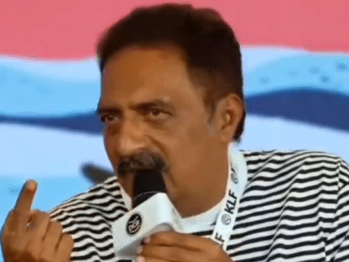 પ્રકાશ રાજ સામે FIR:રામ-લક્ષ્મણ વિશે બોલતા સોશિયલ મીડિયા પર ‘રામાયણ’; કહ્યું- ભગવાને રાવણના ફ્રૂટ ચોર્યા હતા