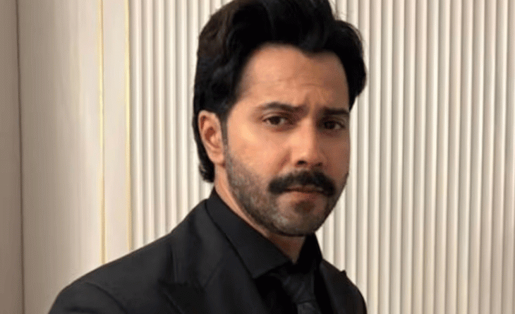 વરુણ ધવન પર ફિલ્મનો ફેક રિવ્યૂ કરાવવાનો આક્ષેપ:સો. મીડિયા ઇન્ફ્લુએન્સરના દાવા પર એક્ટર ભડક્યો; ‘હે જવાની તો ઇશ્ક હોના હૈ’ને લઈ વિવાદ