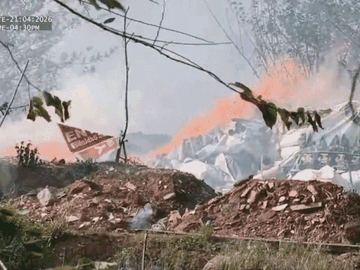 કેરળની ફટાકડા ફેક્ટરીમાં પ્રચંડ બ્લાસ્ટ, 13નાં મોત:10 મૃતદેહો મળી આવ્યા, 3 લોકોના શરીરના અંગો વિખરાયેલા મળ્યા; 40 મજૂરો કામ કરી રહ્યા હતા