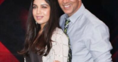 અક્ષય સાથે રોમેન્ટિક ડાન્સ કરતા-કરતા અચાનક ભૂમિ પેડનેકર ઢળી પડી:ખિલાડી કુમારના શ્વાસ અધ્ધર થઈ ગયા, ફરાહ ખાનની ચિસ નીકળી ગઈ; જુઓ VIDEO