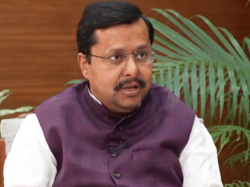 ‘ઝેરી સાપ’ નિવેદન પર નીતિન નવીન બોલ્યા-આ કોંગ્રેસની ભાષા છે:ખડગે માત્ર BJP-RSS વિરુદ્ધ બોલી રહ્યા છે, સમાજમાં ઝેર ઘોળવાનો પ્રયાસ