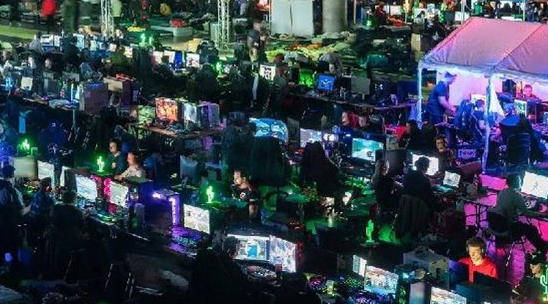 70 કલાકની નોન-સ્ટોપ ગેમિંગ:જર્મનીમાં કેક્ટસ-2026: બે હજાર ગેમર્સનું કમ્પ્યુટર સામે જ ખાવું-સૂવું