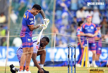 VIDEO: મુંબઈ ઇન્ડિયન્સની જર્સીમાં સૂર્યકુમારે કર્યું ‘ધુરંધર’નું વાઈરલ ડાન્સ સ્ટેપ, લખ્યું,-‘દાદાની સ્ટાઇલ’