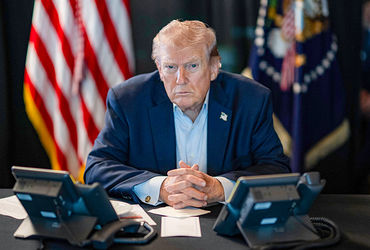 મિડલ ઈસ્ટ યુદ્ધમાં ટ્રમ્પની જાળમાં અમેરિકા પોતે ફસાયું? 6 એપ્રિલની ડેડલાઈન ભારે પડશે!