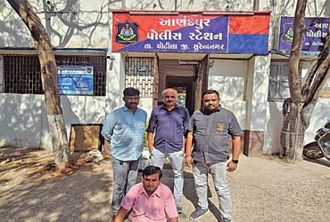 ચોટીલાના ગુંદા ગામે 13 વર્ષથી પ્રેક્ટિસ કરતો બોગસ ડોક્ટર ઝડપાયો