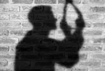 લાલબાગ બ્રિજ  પાસે રહેતા પરપ્રાંતિય યુવકનો આપઘાત