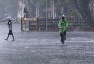 ઉત્તર ભારતમાં આગામી ત્રણ દિવસ વરસાદ, કરા અને વીજળી પડવાની શક્યતા