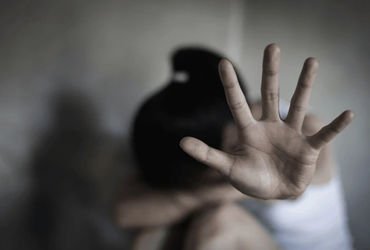 હાથ-પગ બાંધી મારપીટ કર્યા બાદ લખનઉમાં કિશોરી સાથે સામૂહિક દુષ્કર્મની હચમચાવતી ઘટના