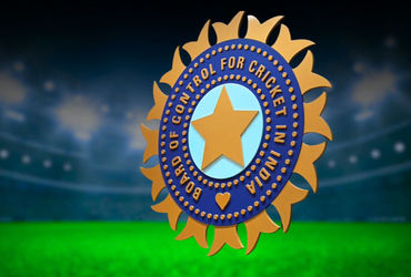IPL 2026 વચ્ચે BCCIનું નવું ફરમાન: ચાલુ મેચમાં મેદાન પર  ‘બિનજરૂરી ભીડ’ નહીં ચાલે!