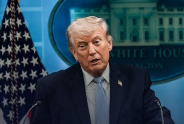 ‘હોર્મુઝ કોઈ પણ કિંમતે બંધ નહીં થવા દઈએ…’ શાંતિ મંત્રણા અગાઉ ટ્રમ્પે ઇરાનને ધમકાવ્યું