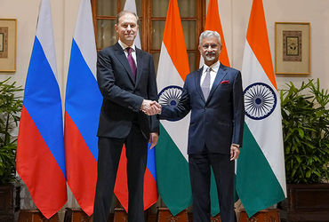 હોર્મુઝ સંકટ વચ્ચે ટ્રમ્પ જોતા રહી ગયા અને ભારત-રશિયાએ બાજી પલટી, 3 વર્ષનો રેકોર્ડ તૂટ્યો! હોર્મુઝ સંકટ વચ્ચે ટ્રમ્પ જોતા રહી ગયા અને ભારત-રશિયાએ બાજી પલટી, 3 વર્ષનો રેકોર્ડ તૂટ્યો!