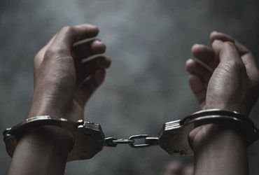 જામનગરના બે પૂર્વ કોર્પોરેટરની ગેંગ સામે ગુજસીટોક હેઠળ નોંધાયેલા ગુન્હામાં પકડાયેલા 14 આરોપીઓના રિમાન્ડ પુરા થતાં જેલમાં ધકેલાયા