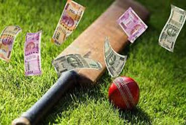 ઘોઘામાં ક્રિકેટ મેચ પર ઓનલાઇન સટ્ટો રમાડતો શખ્સ ઝડપાયો