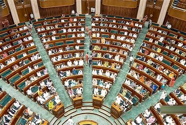 સંસદમાં આજે નવા સીમાંકન મુદ્દે સરકારને ઘેરવા વિપક્ષે હાથ મિલાવ્યા
