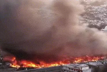 લખનઉમાં 100થી વધુ સિલિન્ડર બ્લાસ્ટ થતાં 1000થી વધુ ઝૂંપડા રાખ, 10 કિ.મી. દૂરથી ધૂમાડો દેખાયો