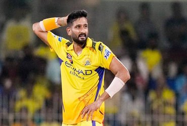 ચેન્નઈ સુપરકિંગ્સને મોટો ઝટકો, ક્વાડ્રિસેપ્સ ઈન્જરીને કારણે સ્ટાર બોલર IPLની અધવચ્ચે બહાર!