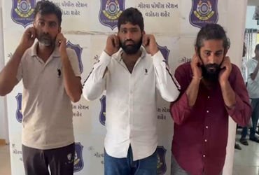 ગોરવામાં કોર્પોરેશનની ટીમ સાથે ઘર્ષણ કરી ગાય છોડાવી જનાર ત્રણ પશુપાલક પકડાયા