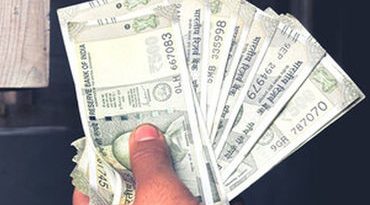 નવા લેબર કોડથી પગારદારોને ઝટકો, ચાલુ મહિનાથી ઇન હેન્ડ સેલરી ઘટશે, સમજો ગણતરી