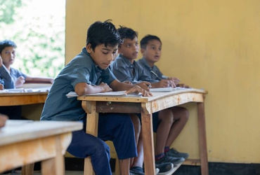 મહારાષ્ટ્રમાં ધોરણ 1થી 10 સુધી મરાઠી ફરજિયાત, નિયમ તોડનાર શાળાઓએ ભરવો પડશે દંડ