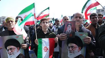 શાંતિ મંત્રણા તૂટશે તો ટ્રમ્પ માટે કપરા ચઢાણ, ઓઈલ માર્કેટ પણ ચિંતિત! ઈરાનનો 70 ટકા શસ્ત્ર ભંડાર અકબંધ