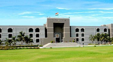 ફિક્સ પગારદાર કર્મીઓને હાઈકોર્ટથી મોટી રાહત, 6% વ્યાજ સાથે લઘુતમ વેતન ચૂકવવા નાણા વિભાગને આદેશ