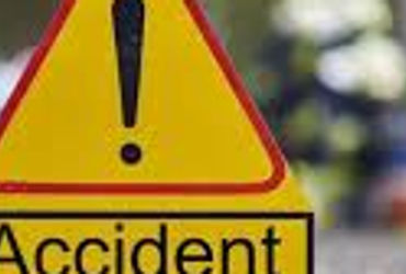 રોડ ક્રોસ કરતા યુવકને વાહનચાલકે ટક્કર મારતા મોત