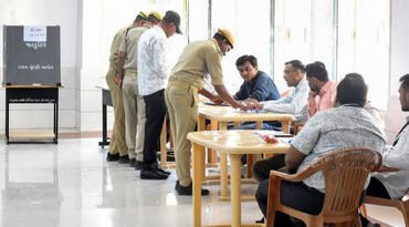 ગુજરાત અને મહારાષ્ટ્રની વિધાનસભા પેટાચૂંટણી માટે મતદાન પૂર્ણ, ઉમરેઠમાં સાંજે 5 વાગ્યા સુધીનું 54 ટકા વોટિંગ