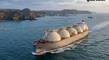 મહિનાથી ગાયબ થયેલું ટેન્કર અચાનક ભારત નજીક પહોંચ્યું, ઈરાન યુદ્ધ વચ્ચે પહેલીવાર LNG ટેન્કરે પાર કર્યું હોર્મુઝ