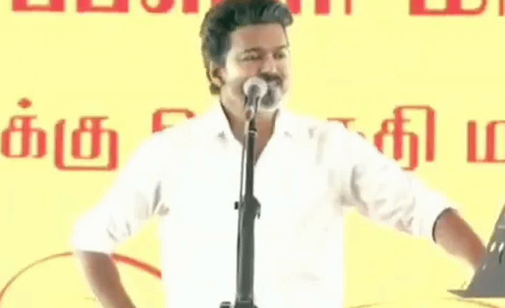 CM વિજયે કહ્યું- DMK-AIADMK ને સૂટ પહેરવાથી શું વાંધો છે:મારી રાજનીતિ પણ સૂટની જેમ બ્લેક એન્ડ વ્હાઇટ છે; હું મુખ્યમંત્રી નથી, સેવક છું