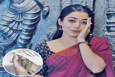 રશ્મિકા મંદાનાની ફી 3 વર્ષમાં 4 કરોડથી વધીને 15 કરોડ